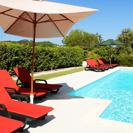 Casa Andorinhas - - Nazare Alcobaca Guest house